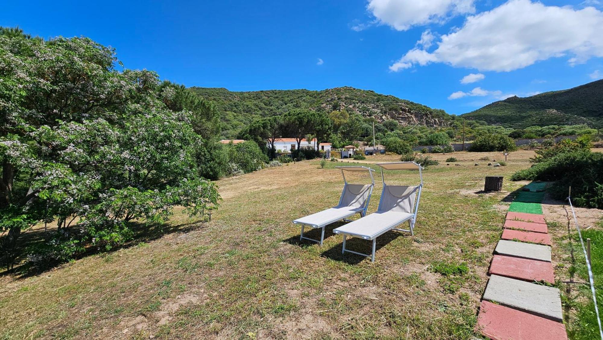 Villa Jolies Viddalba エクステリア 写真